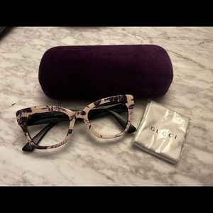 Gucci eyeglasses frame